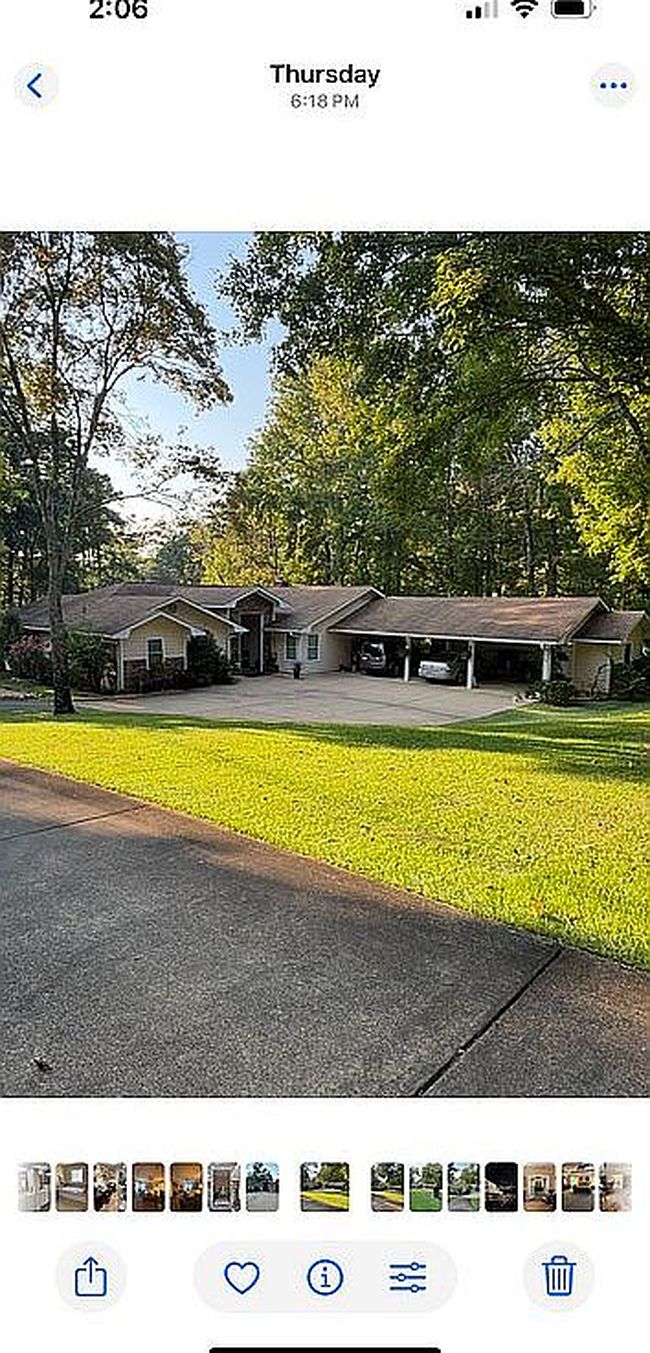Photo of 558 Lee Road 367