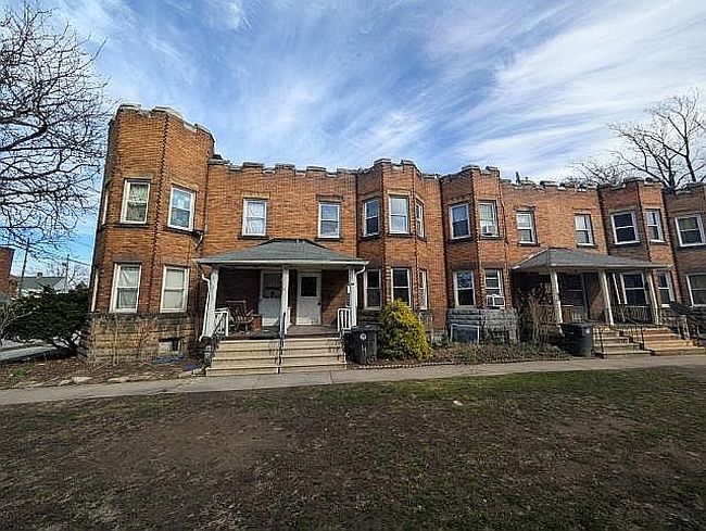 Image of 9407 Detroit Ave Apt 2