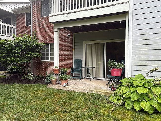 Photo of 8112 Glenwillow Ln Unit 104, Indianapolis, IN