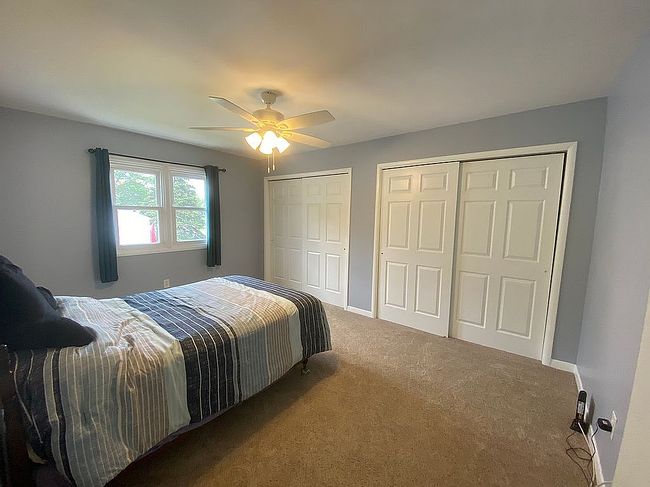 Photo of 29 Cord Dr, Latham, NY