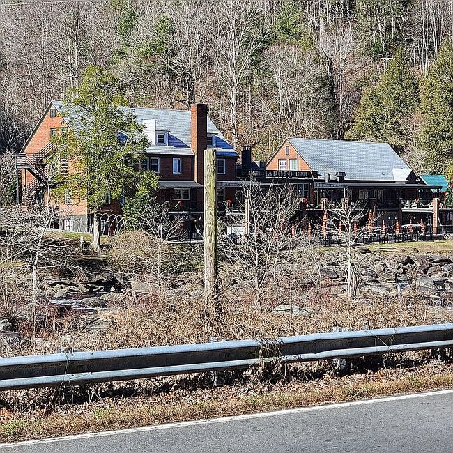 Image of 993 Meadow Branch Rd