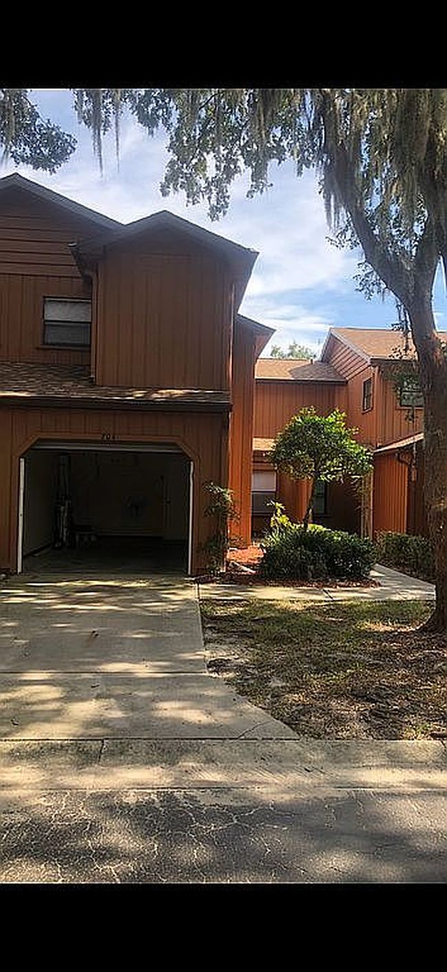 Photo of 2701 Ne 10th St Apt 704