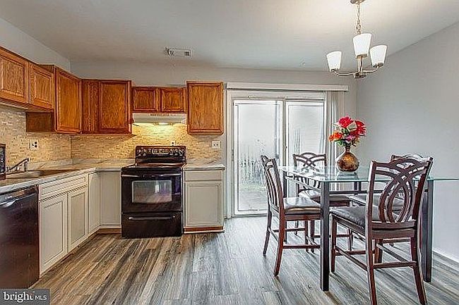 Photo of 11796 Oak Manor Dr, Waldorf, MD