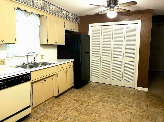 Photo of 2204 Gail St, Scott City, MO