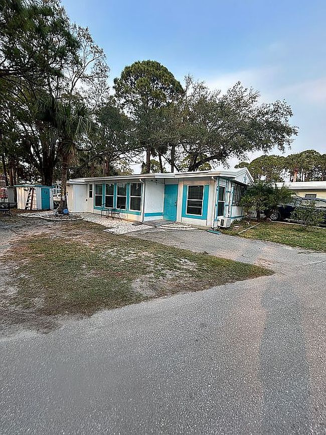Image of 10521 Scenic Dr #104