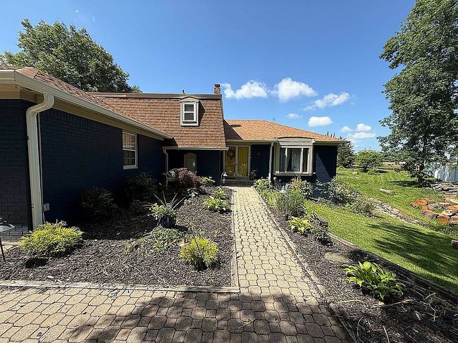 Photo of 1004 Linden Cir, Noblesville, IN