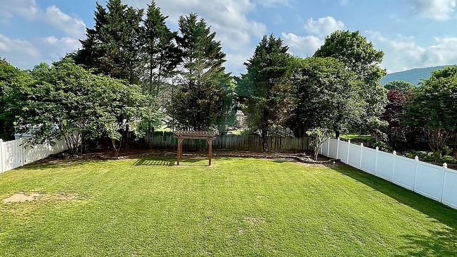 Image of 214 Cheval Cir Se