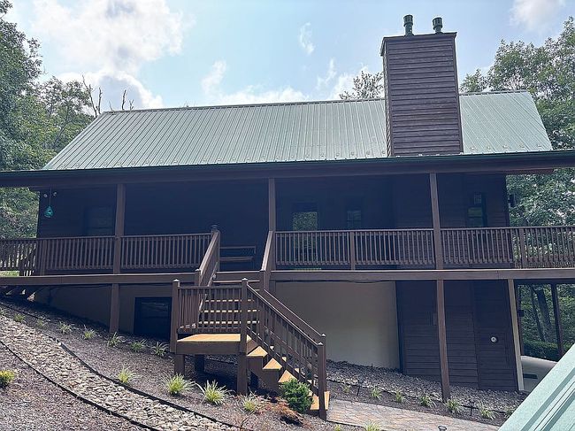 Photo of 78 Purple Finch Ln, Berkeley Springs, WV