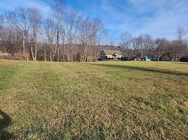 Photo of 775 Riverview Cir, Scottsville, KY