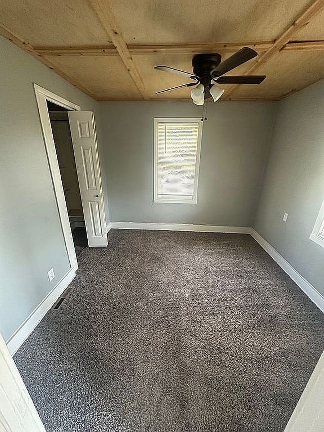 Photo of 3200 Piatt Ave, Mattoon, IL