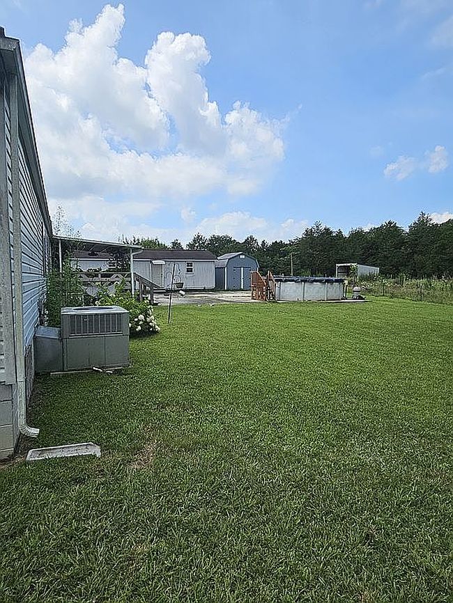 Photo of 414 Jenkins Rd, Sparta, TN