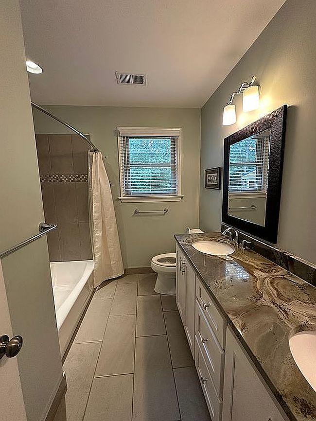 25 Coronet Dr, Columbia, SC