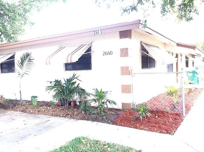 Image of 2660 Nw 15th Ct