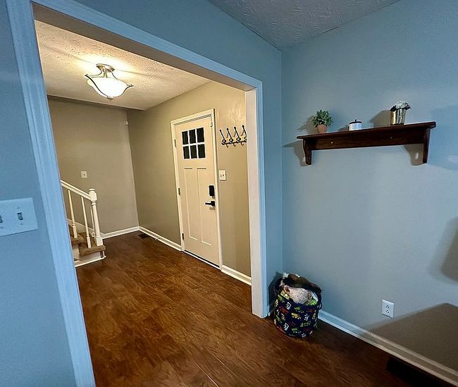 Additional photo 3 of property located at 400 Quail Run Rd