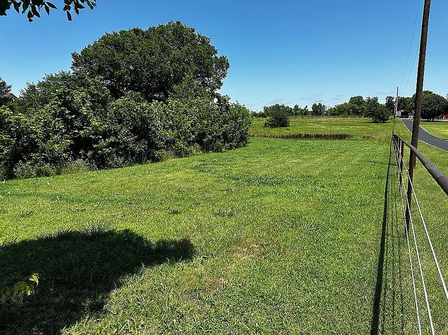 Additional photo 1 of property located at 5505 12th Ave Nw