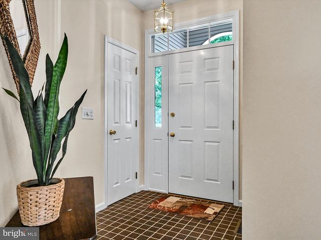 Additional photo 2 of property located at 634 Pondside Ln