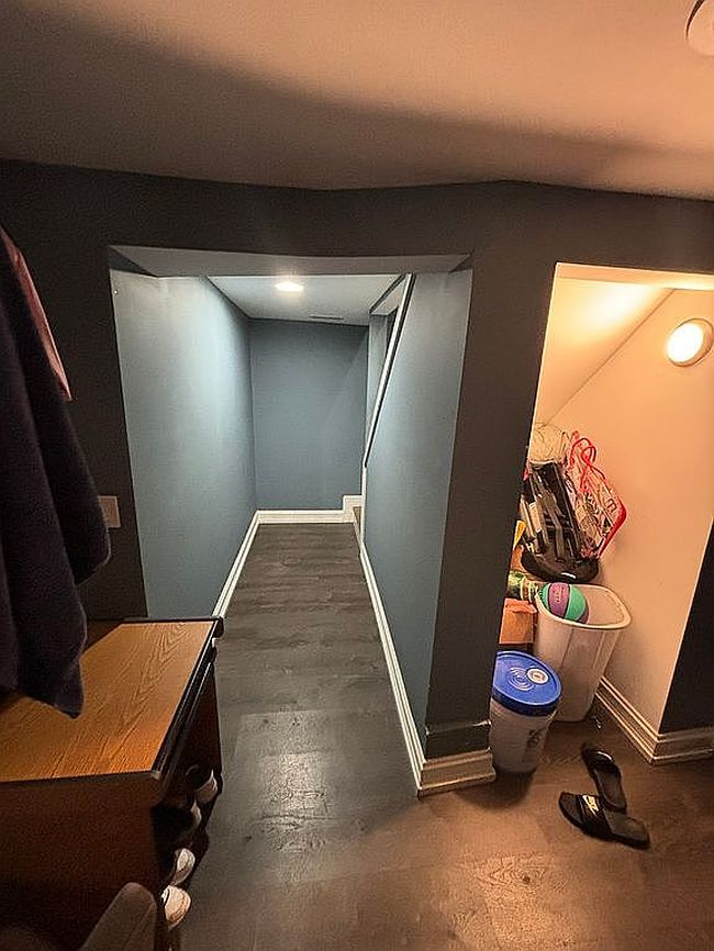 Image of 2929 N Harding Ave