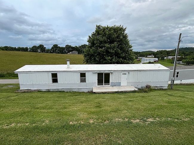 Photo of 2055 Devault Bridge Rd Lot 28, Piney Flats, TN