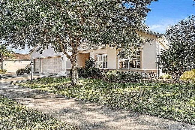 Photo of 3706 Belle Rose Dr, Leesburg, FL