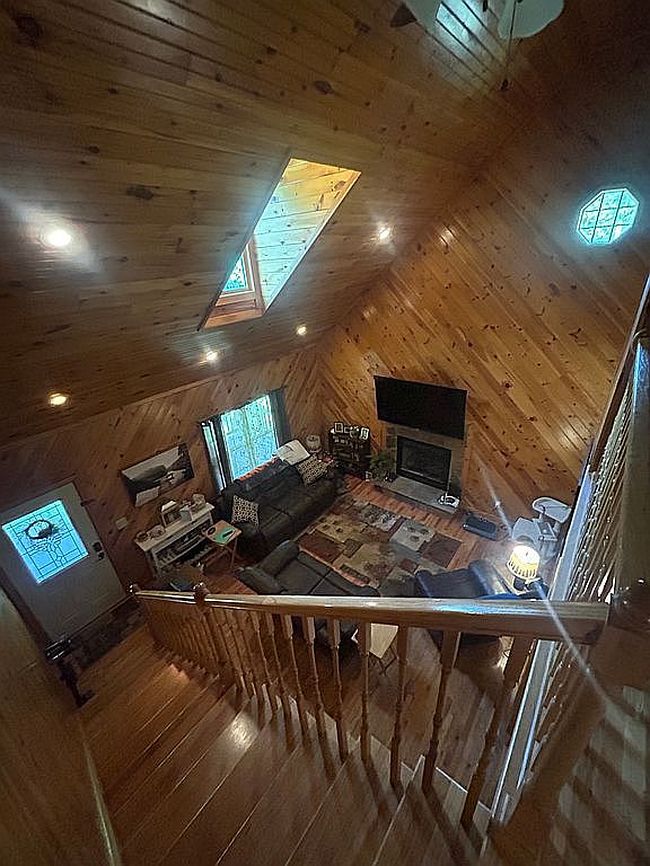 Additional photo 3 of property located at 159 Lakewood Dr