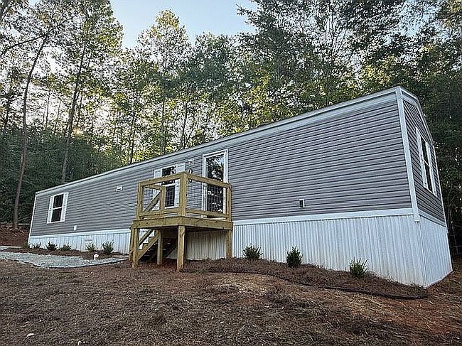 Photo of 40 Tomahawk Trl, Martin, GA