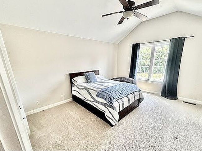 Photo of 18013 Saint Andrews Dr, Marengo, IL