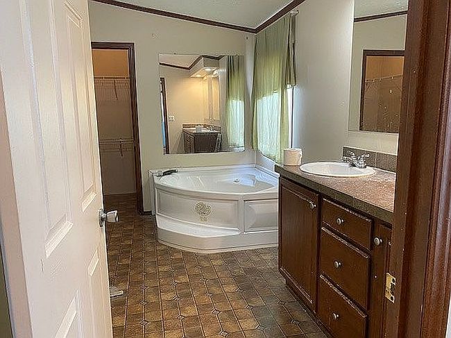Image of 271 Mallard Dr