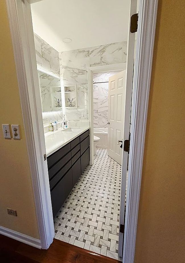 1736 Wildberry Dr #13-B, Glenview, IL