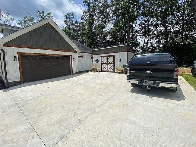 Image of 294 E Long Hollow Rd