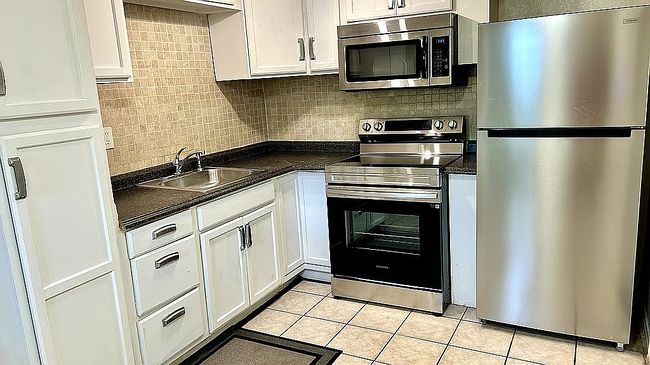 Photo of 7944 India Ave, Jacksonville, FL