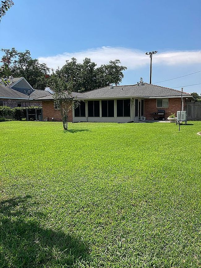 Photo of 505 Celeste Ave, River Ridge, LA