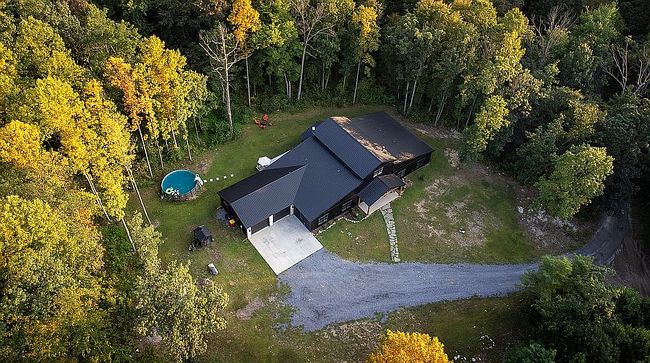 Photo of 180 Gutshall Rd, Shippensburg, PA