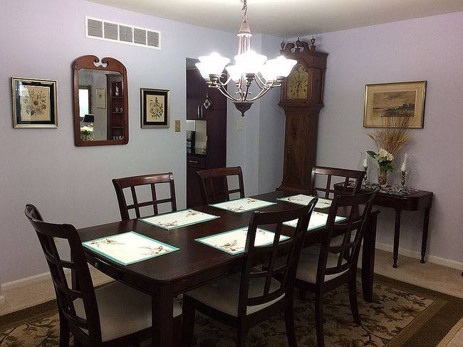 Image of 296 Carmen Dr