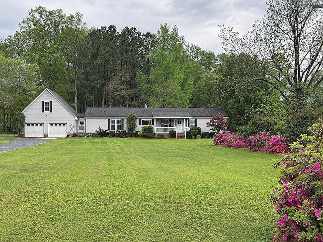 Image of 2562 Beard Rd