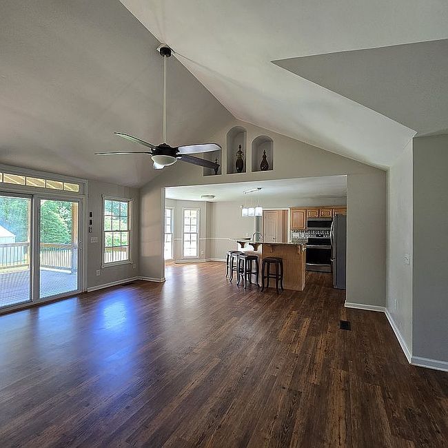 Photo of 123 Fairgate Dr, Statesville, NC