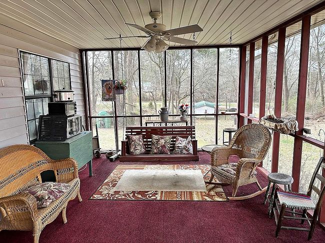 Photo of 194 Foxridge Trl, Hamilton, AL