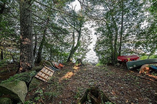 Image of 317 Pond Rd