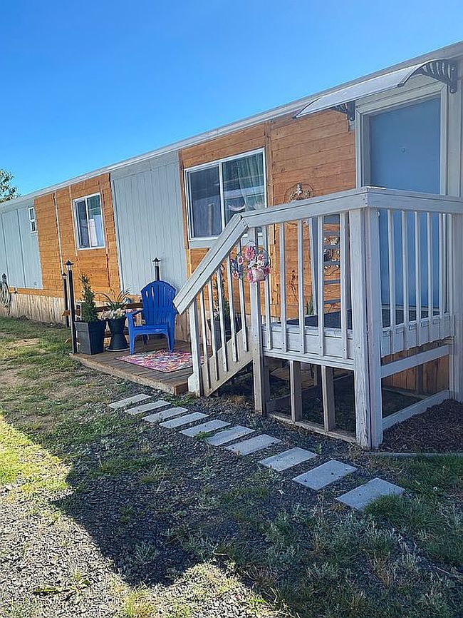 Photo of 1800 Garfield St Unit 10, Raymond, WA