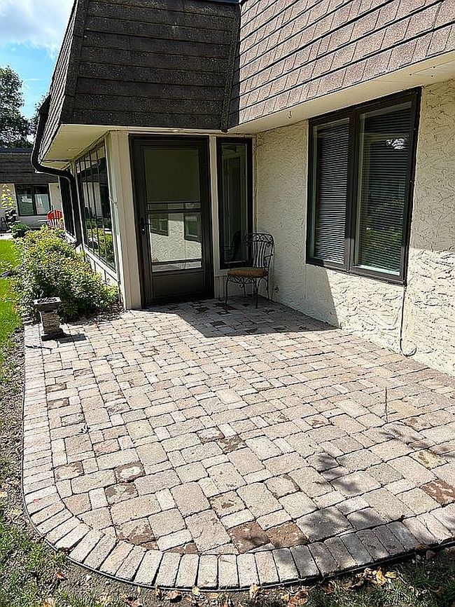 Photo of 1415 Lake St Apt 105, Alexandria, MN