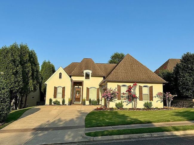 Photo of 321 Windsor Dr N, Oxford, MS