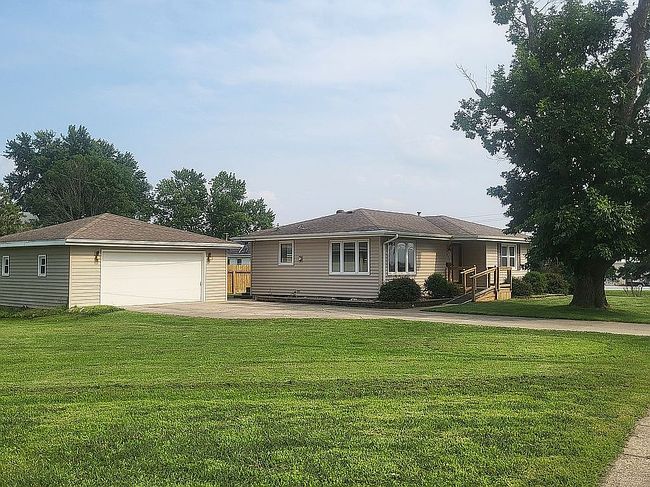Photo of 657 Sw Fehn Dr, Ankeny, IA