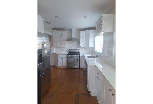 Photo of 2109 Marengo Ave
