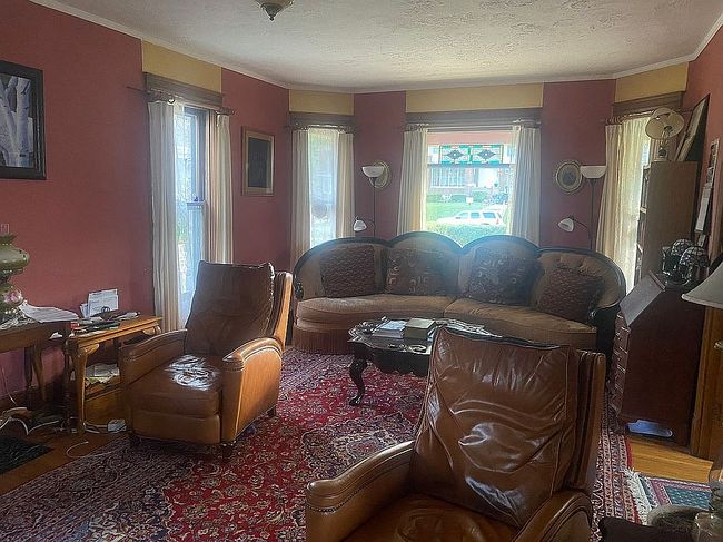 Photo of 2216 Jackson St, Sioux City, IA