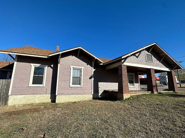Photo of 720 S Chestnut St, Bristow, OK