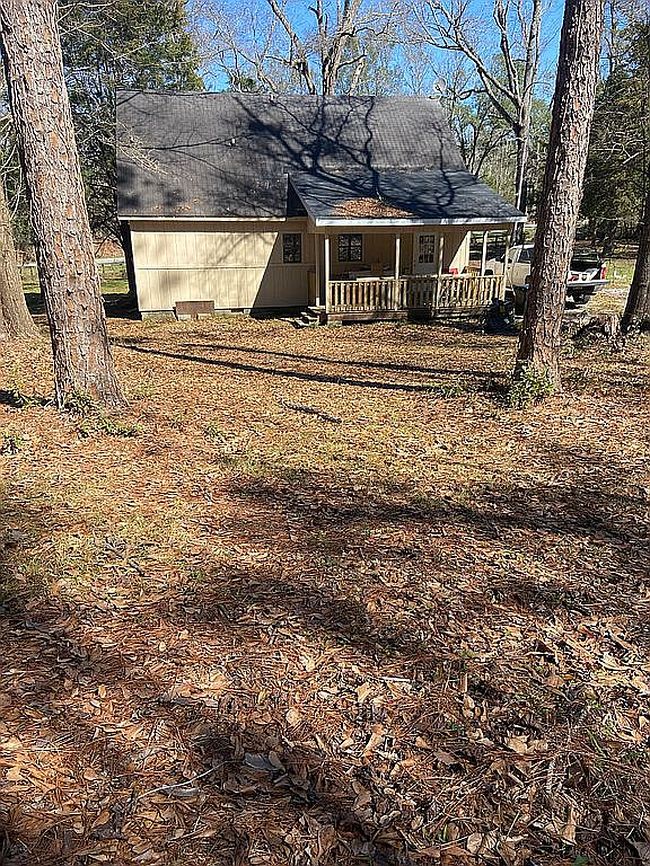 Image of 16130 Pinegrove Rd