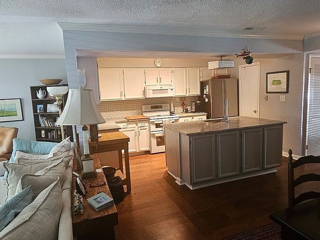 Additional photo 1 of property located at 3941 Ocean Cut Ln