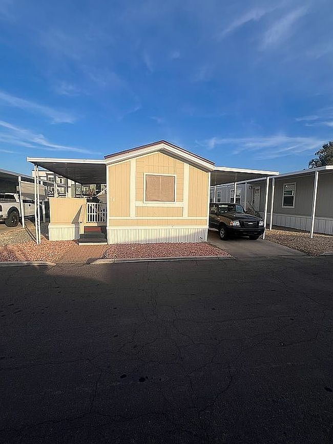 Preview of property located at 8401 N 71st Ave #34