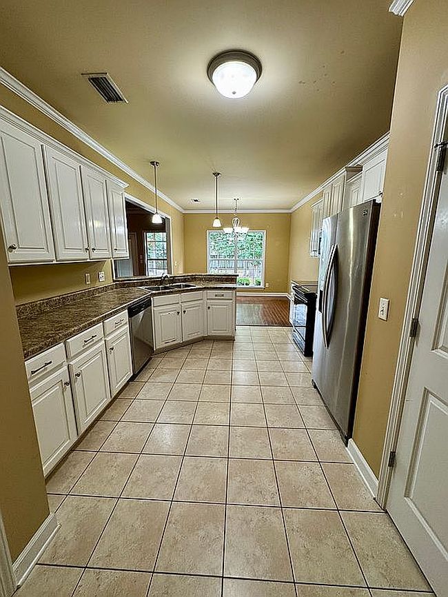 Image of 103 Petersburg Ct