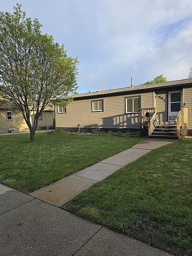 Photo of 647 Belmont St, Alliance, NE