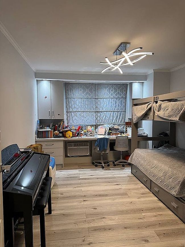 Additional photo 2 of property located at 2650 Ocean Pkwy Apt 1C